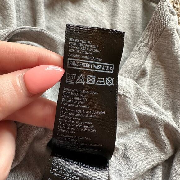 Ivy Park gray sleeveless logo tank top size XXS - Picture 8 of 11